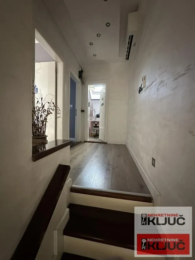 Prodaja, trosoban stan, 81m², Sajmište, Novi Sad