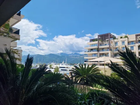 Sale, one bedroom apartment, 80m², Tivat, Crna Gora - image 5