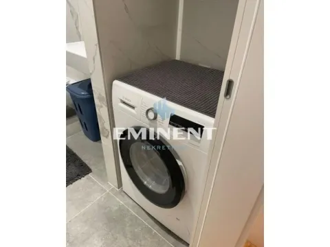 Izdavanje, dvosoban stan, 40m², Stari Grad, Beograd - image 12