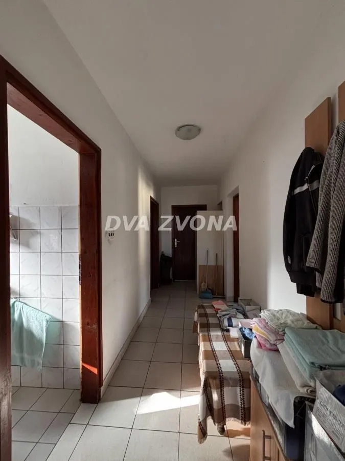 Prodaja, kuća, 167m², Sremska Kamenica, Petrovaradin