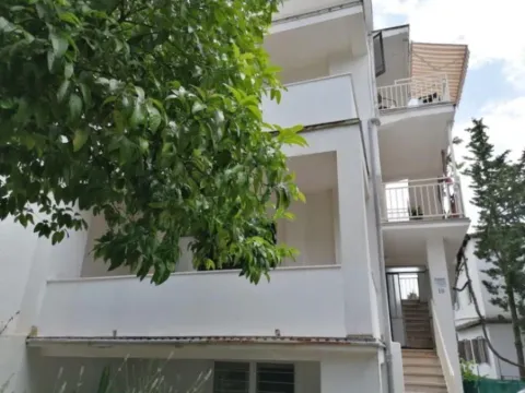 Sale, house, 196m², Utjeha, Bar - image 2