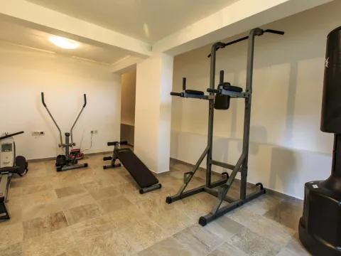 Rent, house, 270m², Rijeka Reževići, Budva - image 16