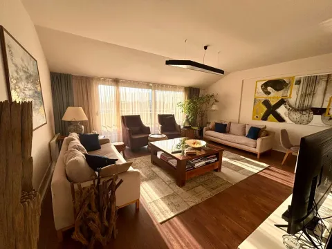 Izdavanje, trosoban stan, 150m², Tivat, Crna Gora - image 2