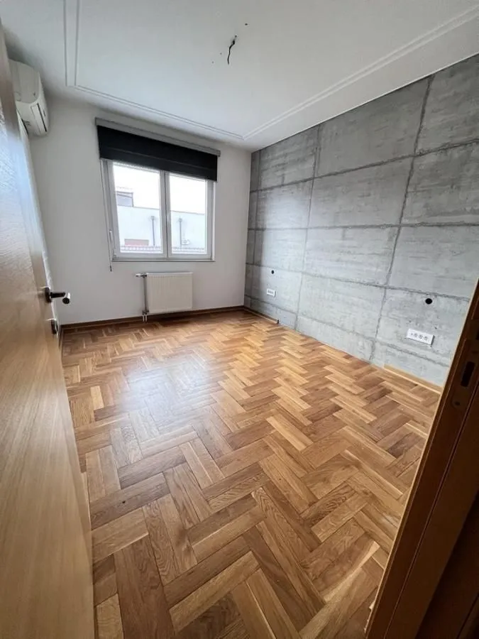 Izdavanje, stan, 142m², Salajka, Novi Sad Sve Podlokacije