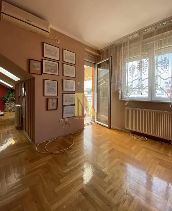 Sale, three bedroom apartment, 100m², Sajmište, Novi Sad