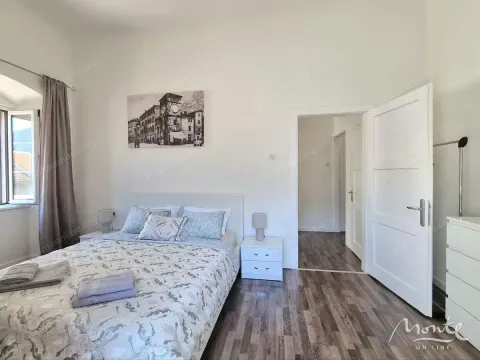 Prodaja, jednosoban stan, 34m², Grad, Kotor - image 10