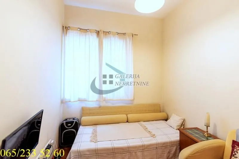 Sale, apartment, 375m², Voždovac Sve Podlokacije, Beograd
