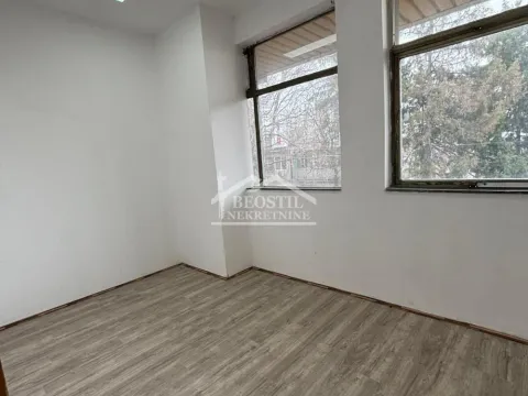Rent, office space, 260m², Kluz, Zvezdara Sve Podlokacije - image 13