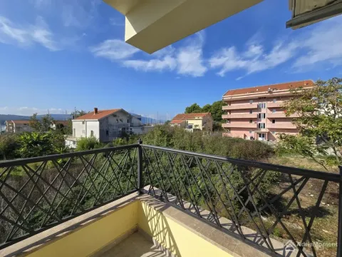 Prodaja, jednosoban stan, 49m², Tivat, Crna Gora - image 5