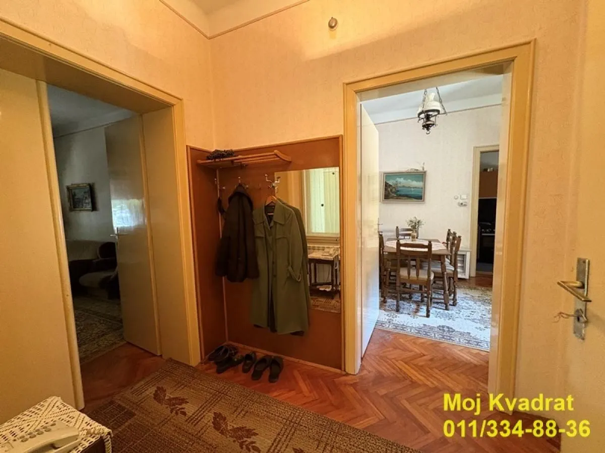Izdavanje, kuća, 142m², Centar, Pančevo