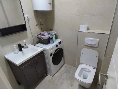 Izdavanje, jednosoban stan, 41m², Centar, Bar - image 4