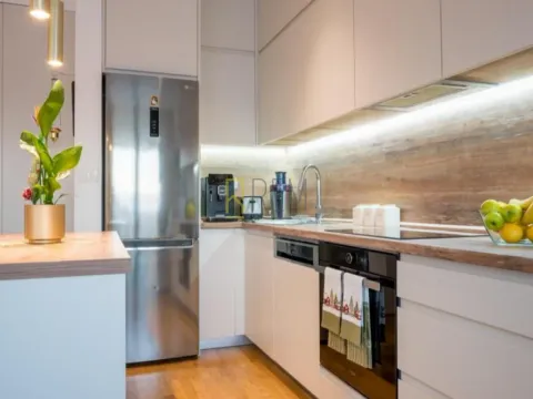 Prodaja, dvosoban stan, 63m², Tivat, Crna Gora - image 4