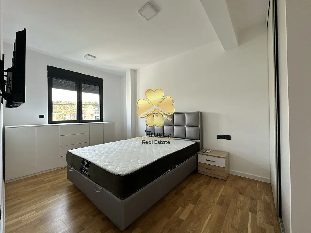 Rent, three bedroom apartment, 130m², Blok 9, Podgorica