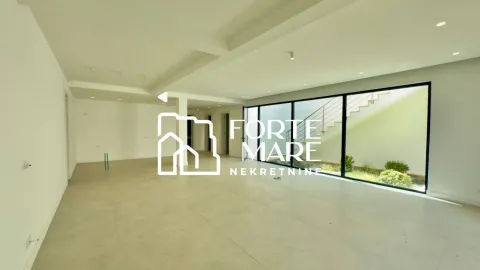 Sale, house, 350m², Krašići, Tivat - image 18