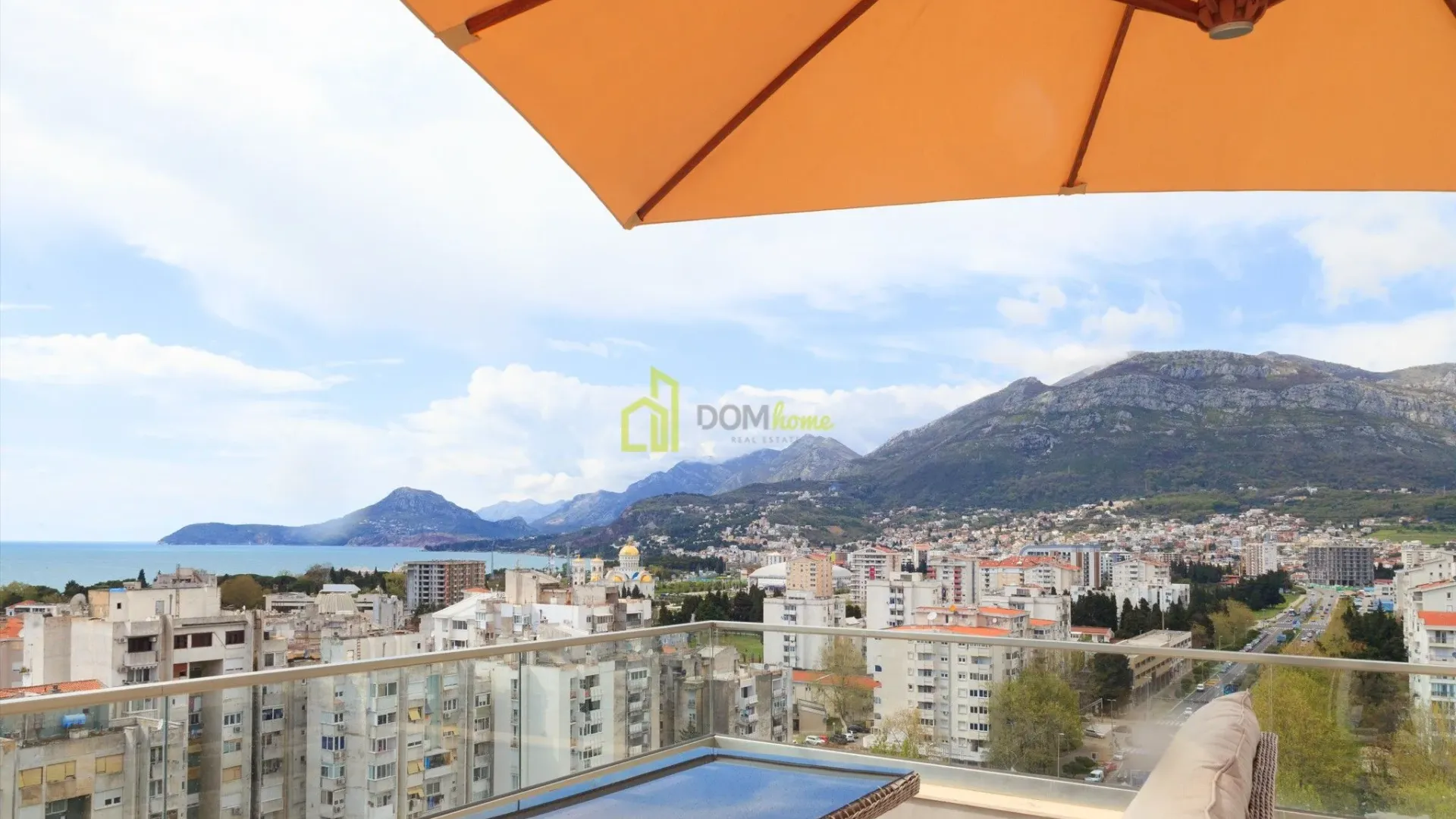 Sale, two bedroom apartment, 296m², Bar, Crna Gora