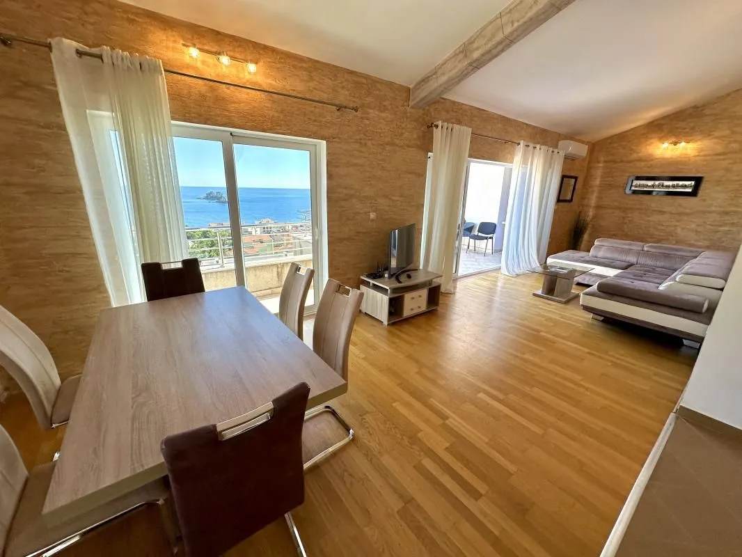 Sale, two bedroom apartment, 105m², Petrovac, Budva