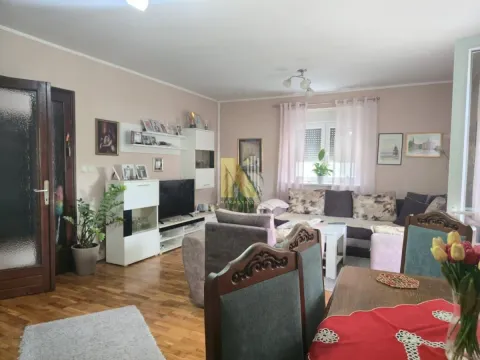 Prodaja, kuća, 125m², Vidovdansko naselje, Novi Sad Sve Podlokacije - image 9