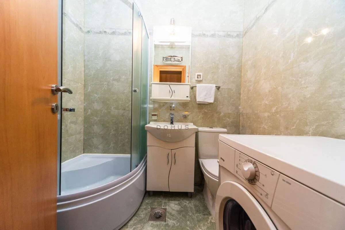 Izdavanje, jednosoban stan, 37m², Stari Aerodrom, Podgorica