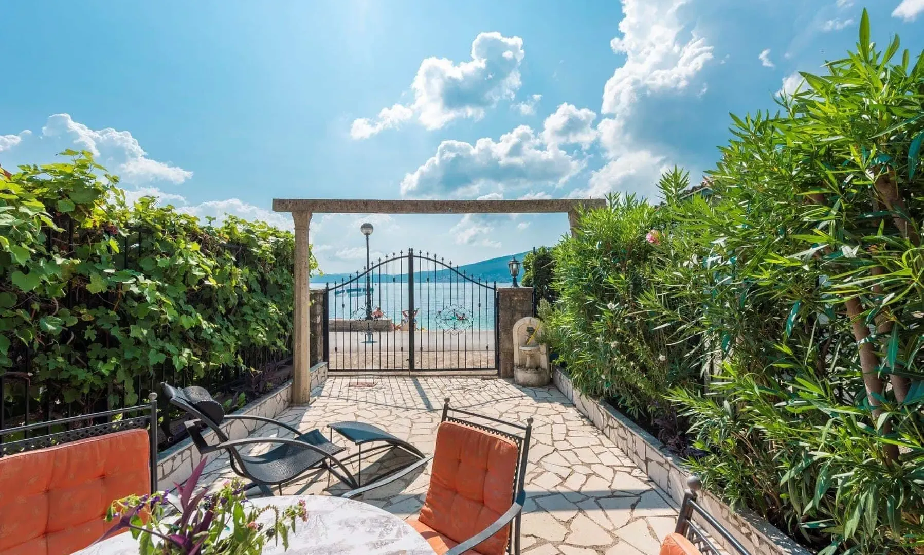 Prodaja, kuća, 95m², Baošići, Herceg Novi
