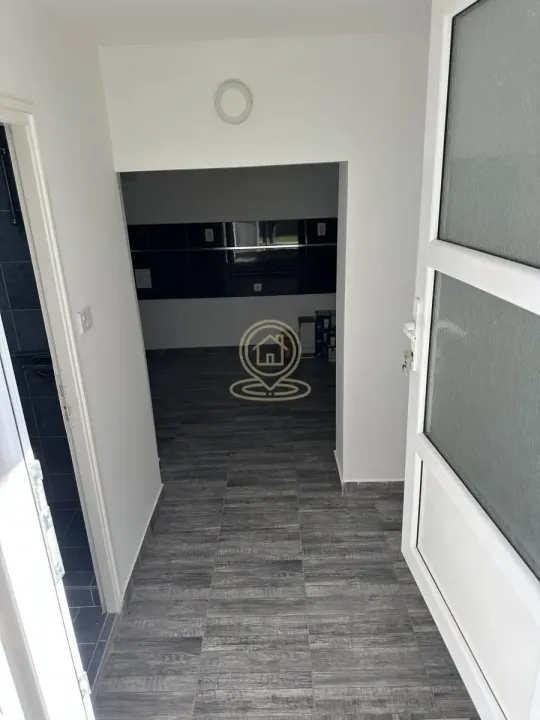 Prodaja, dvosoban stan, 68m², Pantelej, Niš