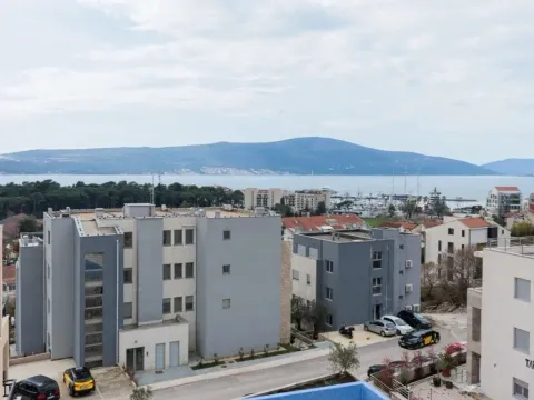 Prodaja, jednosoban stan, 45m², Tivat, Crna Gora - image 8