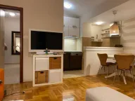 Izdavanje, dvosoban stan, 67m², Blok 9, Podgorica - image 11