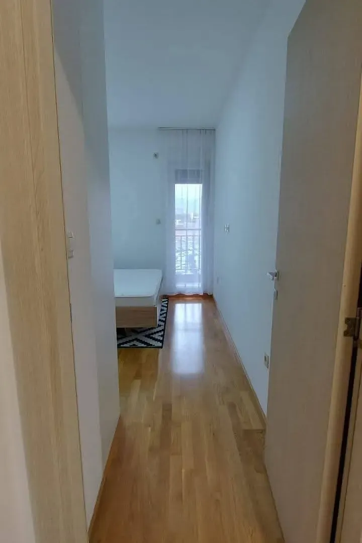 Prodaja, jednosoban stan, 43m², Stari Aerodrom, Podgorica