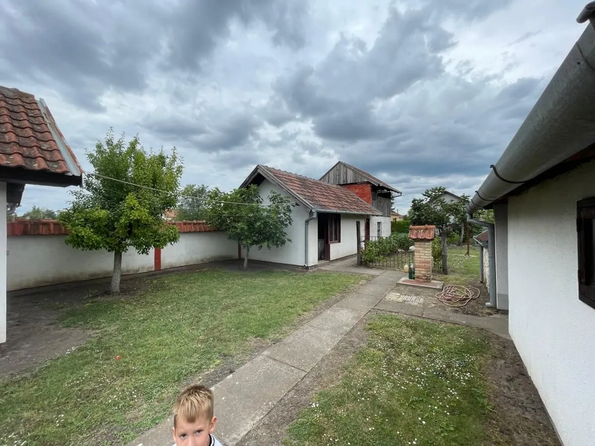 Sale, house, 250m², Žitište, Zrenjanin