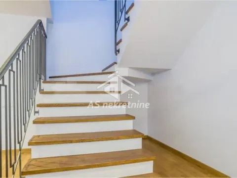 Rent, apartment, 188m², Kalenić Pijaca, Vračar Sve Podlokacije - image 25
