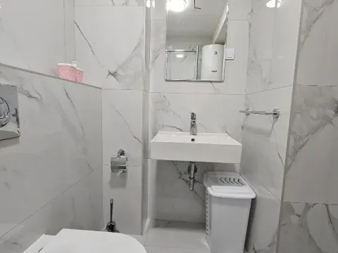 Rent, one bedroom apartment, 50m², Stara Varoš, Podgorica - image 8