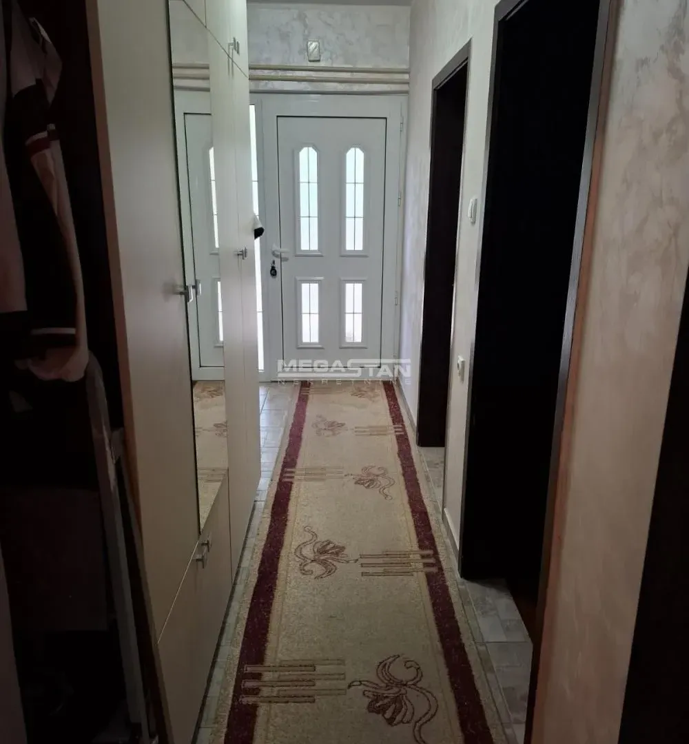 Sale, house, 185m², Surčin, Beograd
