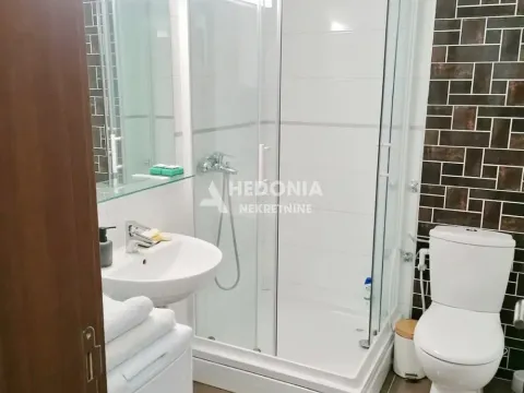 Izdavanje, dvosoban stan, 60m², Savski Venac, Beograd - image 7