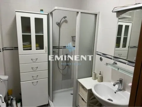 Izdavanje, dvosoban stan, 52m², Južni Bulevar, Vračar Sve Podlokacije - image 9