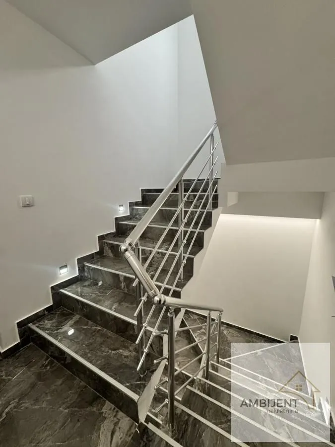 Prodaja, jednosoban stan, 40m², Surčin, Beograd