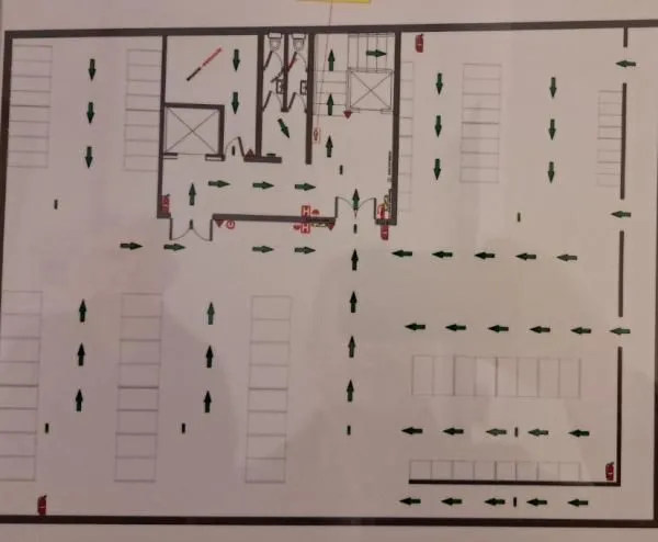 Rent, office space, 450m², Medijana, Niš