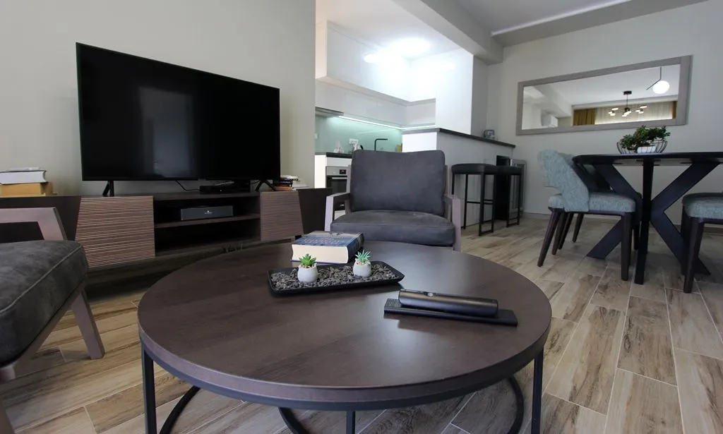 Prodaja, dvosoban stan, 68m², Bečići, Budva