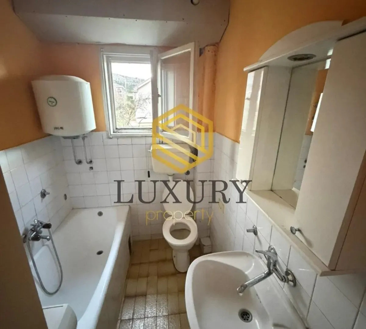 Rent, two bedroom apartment, 90m², Tološi, Podgorica