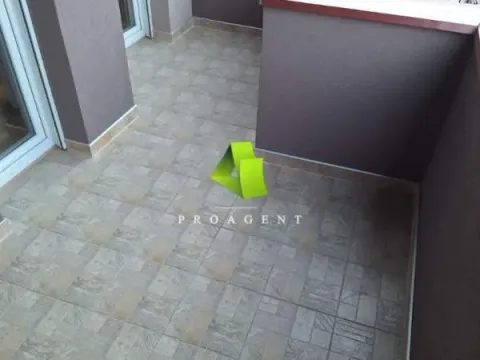 Izdavanje, četvorosoban stan, 116m², Palilula, Niš - image 7