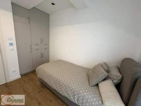 Izdavanje, trosoban stan, 80m², Voždovac Sve Podlokacije, Beograd - image 14