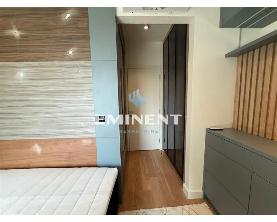 Rent, three bedroom apartment, 112m², Savski Venac, Beograd