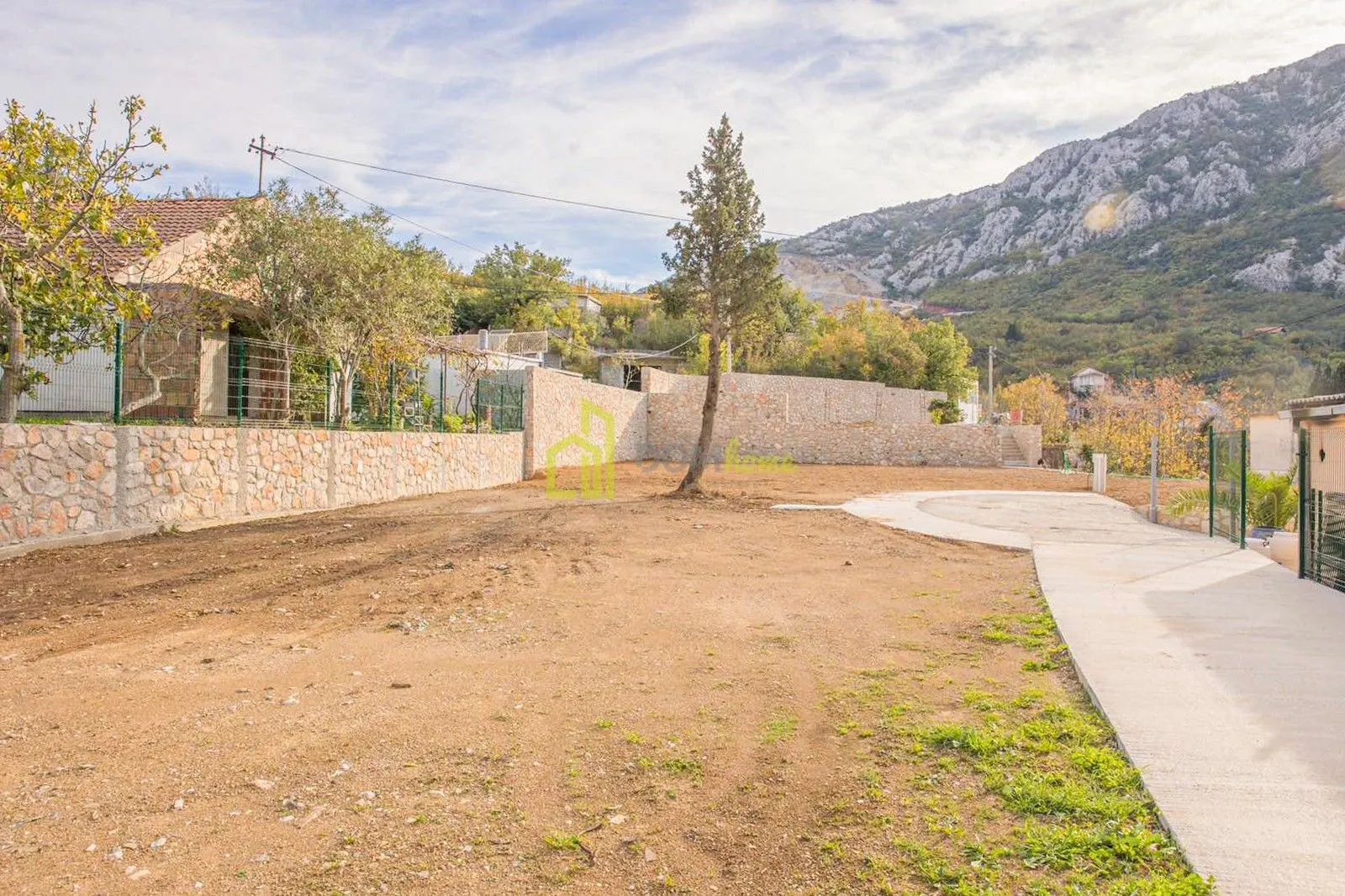 Sale, house, 93m², Bar, Crna Gora