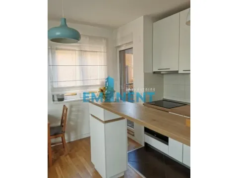 Izdavanje, dvosoban stan, 41m², Zemun Gornji Grad, Zemun Sve Podlokacije - image 4