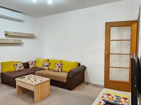 Izdavanje, dvosoban stan, 65m², Blok 9, Podgorica - image 12