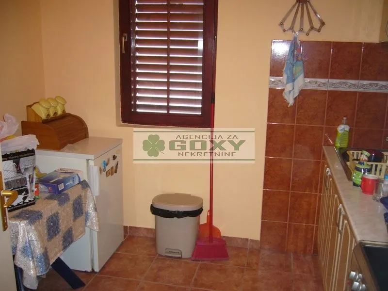 Sale, house, 245m², Zemun Sve Podlokacije, Beograd