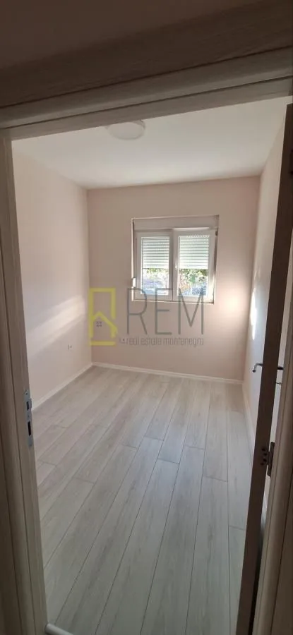 Rent, house, 95m², Donji Kokoti, Podgorica