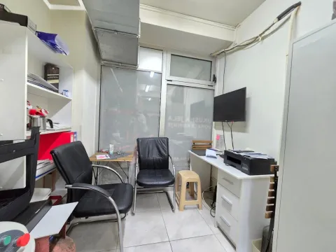 Sale, office space, 43m², City Kvart, Podgorica - image 14