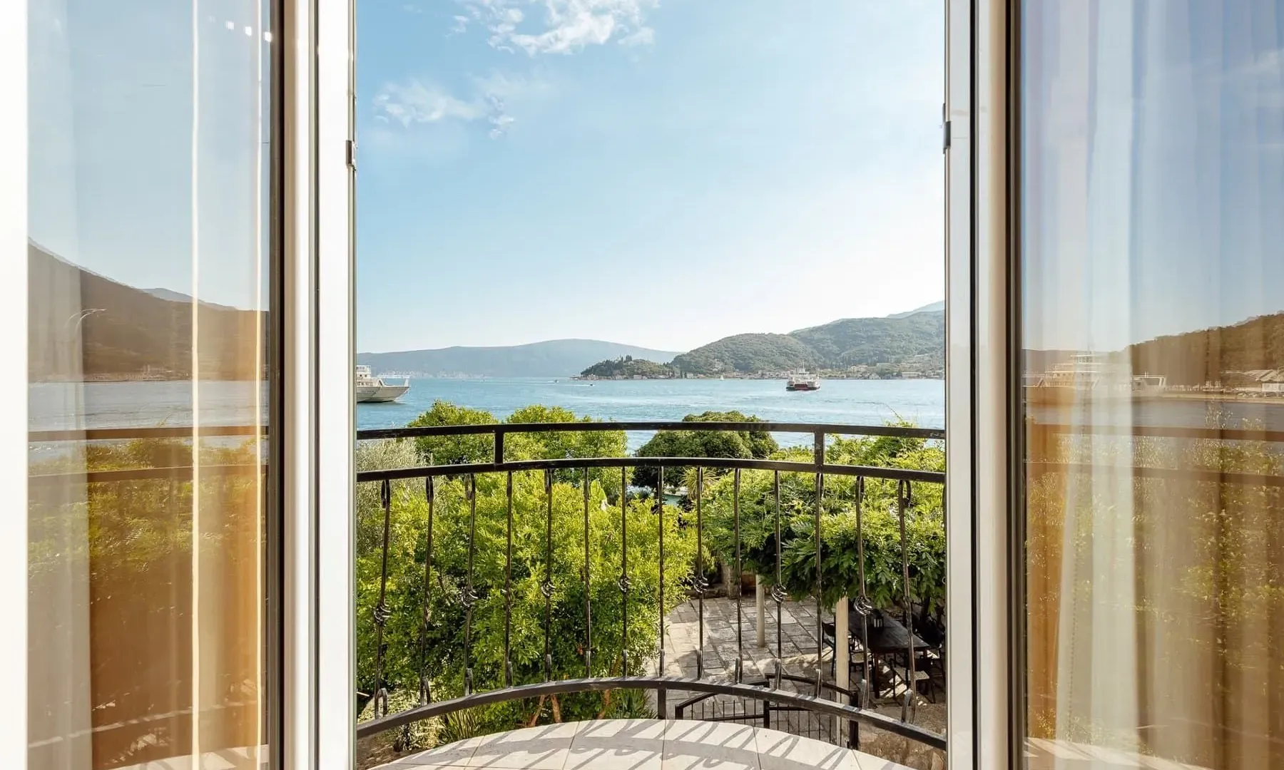 Prodaja, kuća, 291m², Lepetani, Tivat