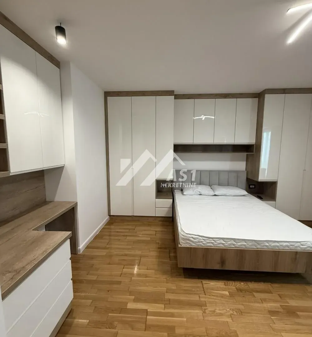 Rent, four bedroom apartment, 95m², Novi Sad Sve Podlokacije, Novi Sad
