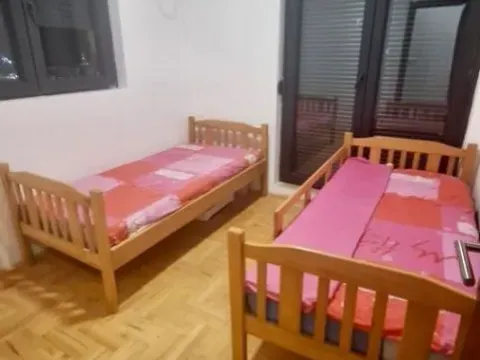 Izdavanje, dvosoban stan, 50m², Zabjelo, Podgorica - image 7