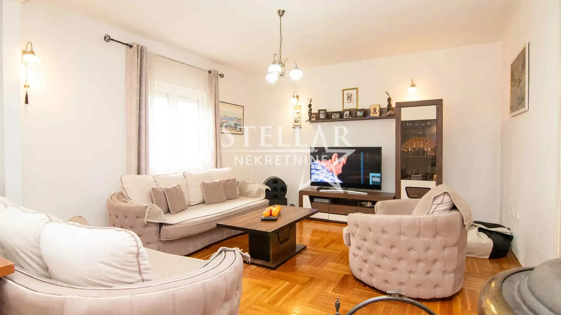 Rent, house, 300m², Donji Kokoti, Podgorica